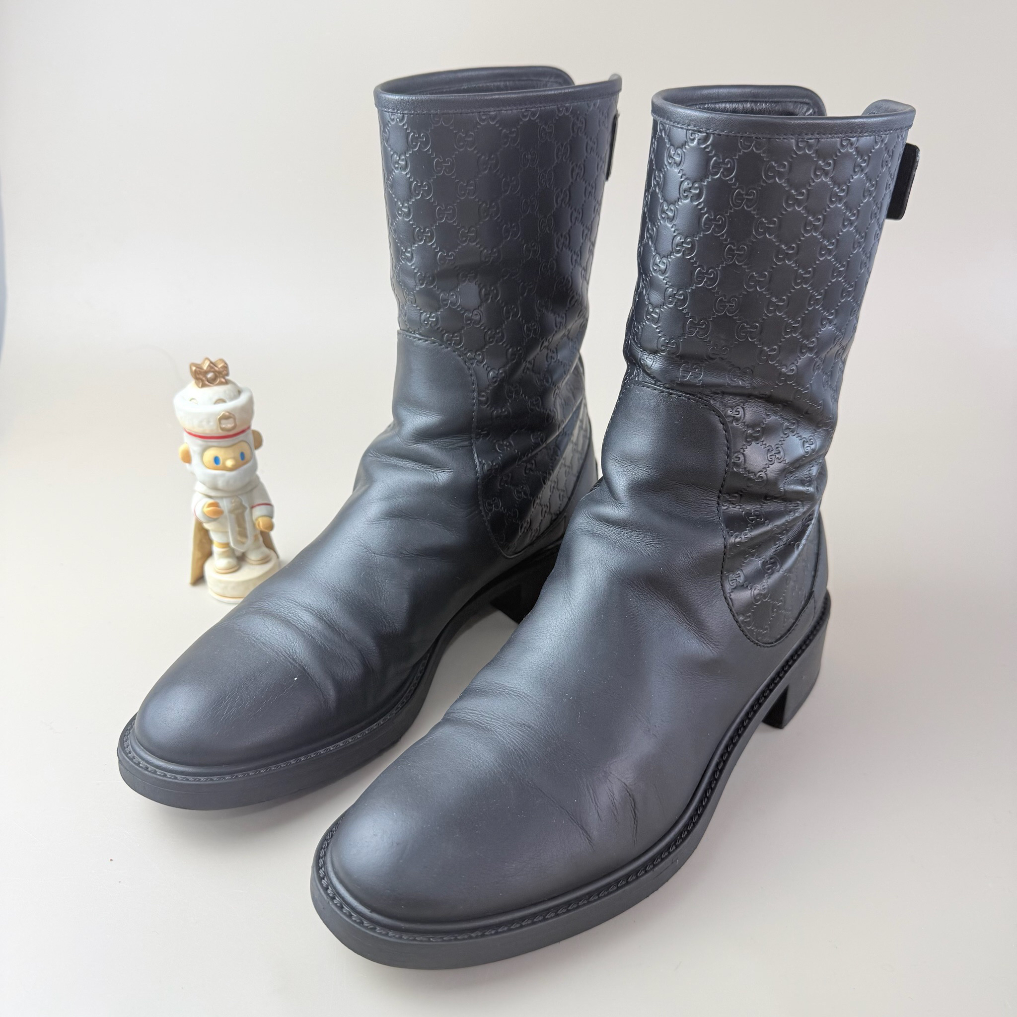 95新 GUCCI/古驰 双G暗纹满印短靴 38.5码 YLP4031