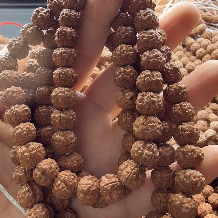 仰***煌金刚菩提吊坠方墩梅花