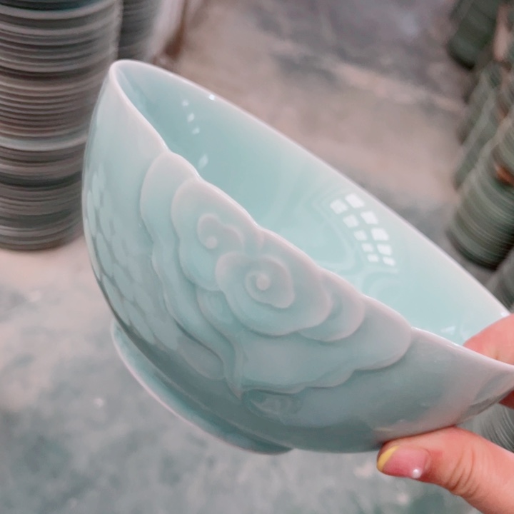 青瓷哈哈哈哈哈哈哈哈哈哈