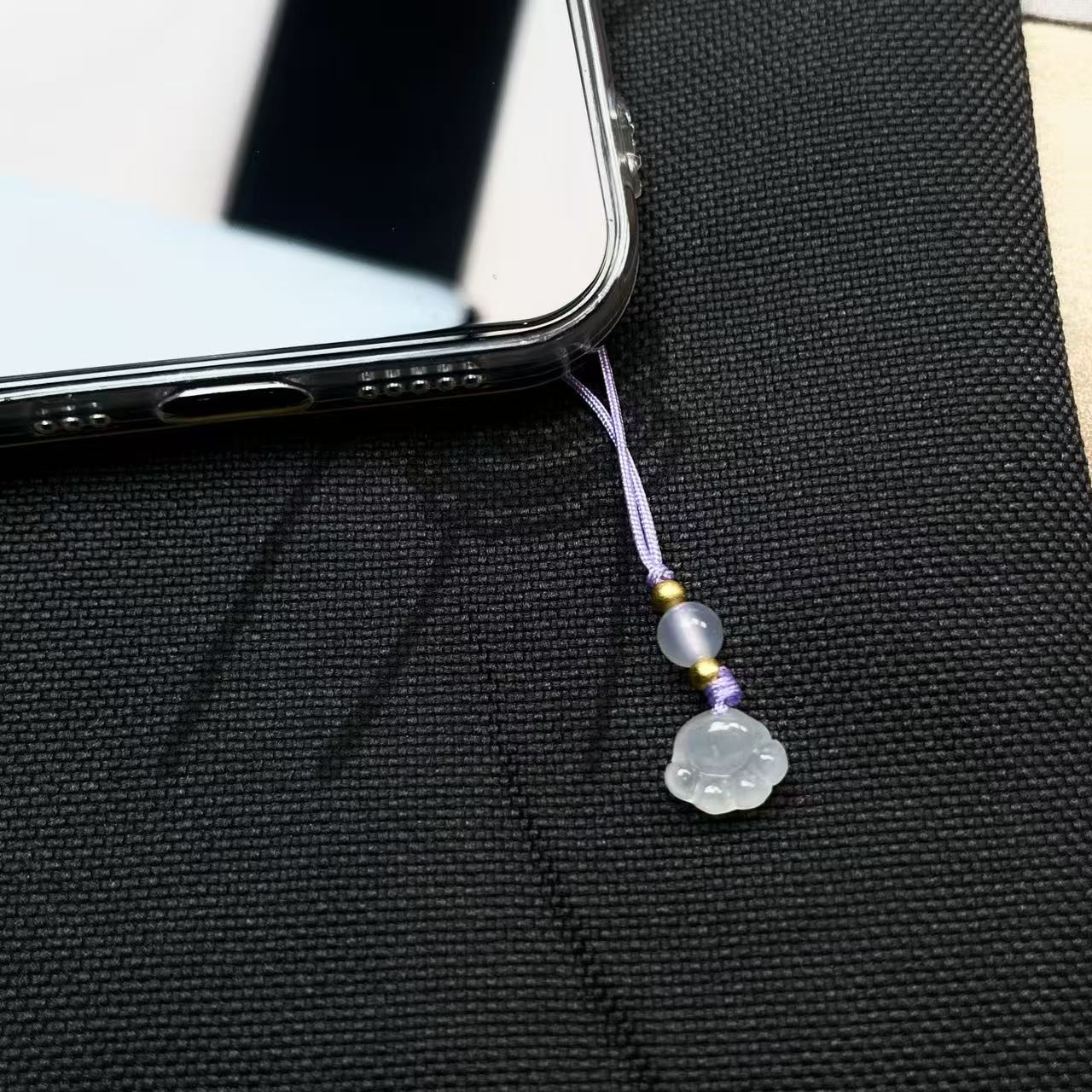 【翡珍集】立体玉猫爪可爱挂件 随机发一件