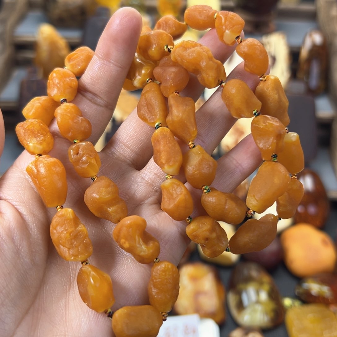 琥珀裸石未镶嵌琥珀