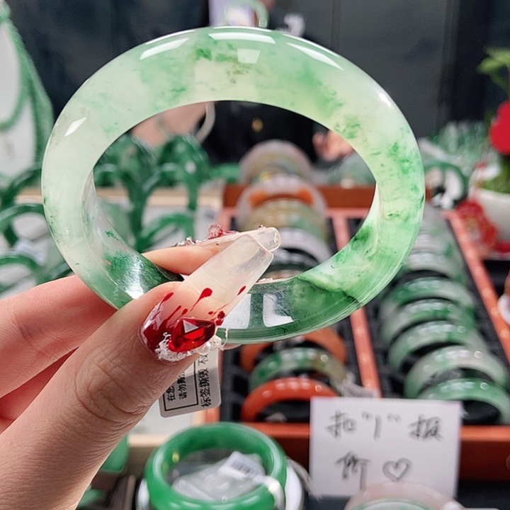 石英质玉手镯未镶嵌海*天然A货非洲翠手镯