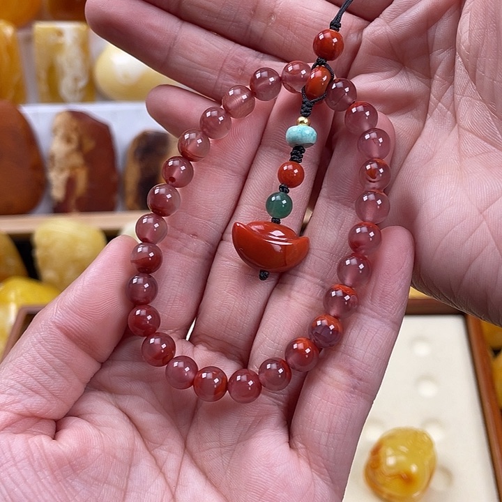 南红玛瑙手链未镶嵌