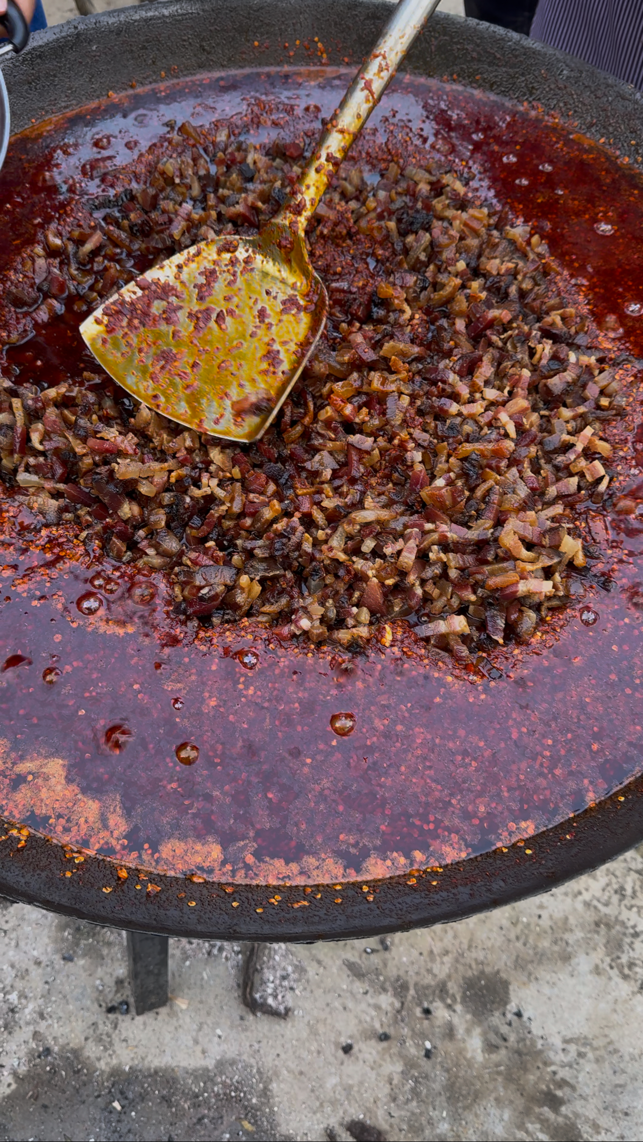 （腊肉油辣椒）贵州腊肉油辣椒拌面拌粉拌饭调味油辣椒