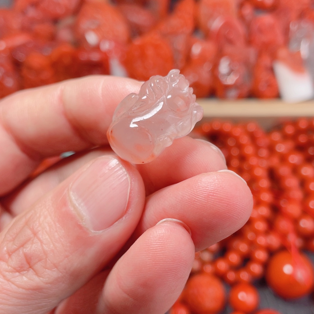 南红玛瑙吊坠(不含链)未镶嵌