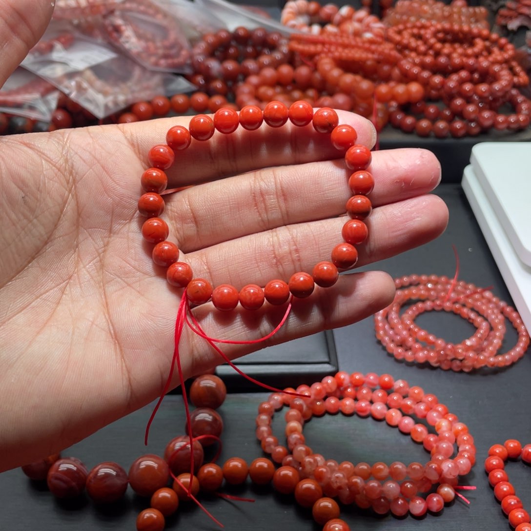 南红玛瑙手链未镶嵌