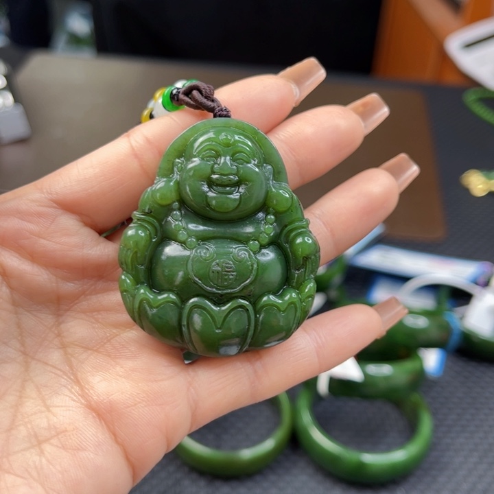 【闪购商品】和田玉（碧玉）颈饰未镶嵌慎*?