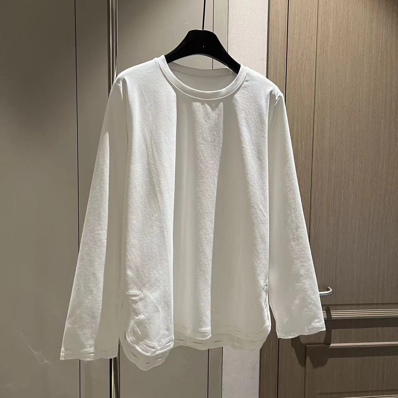 【大L】重磅外贸进口高奢重工设计师风镂空刺绣长袖打底卫衣25860