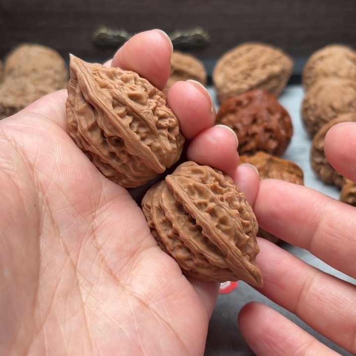 文玩核桃吊坠油腊鸡【3002】