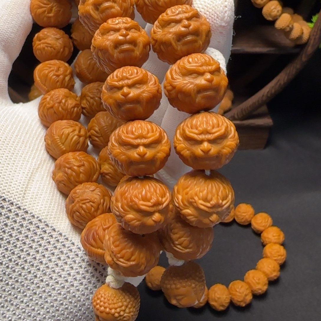 *****猴头核桃吊坠猴头