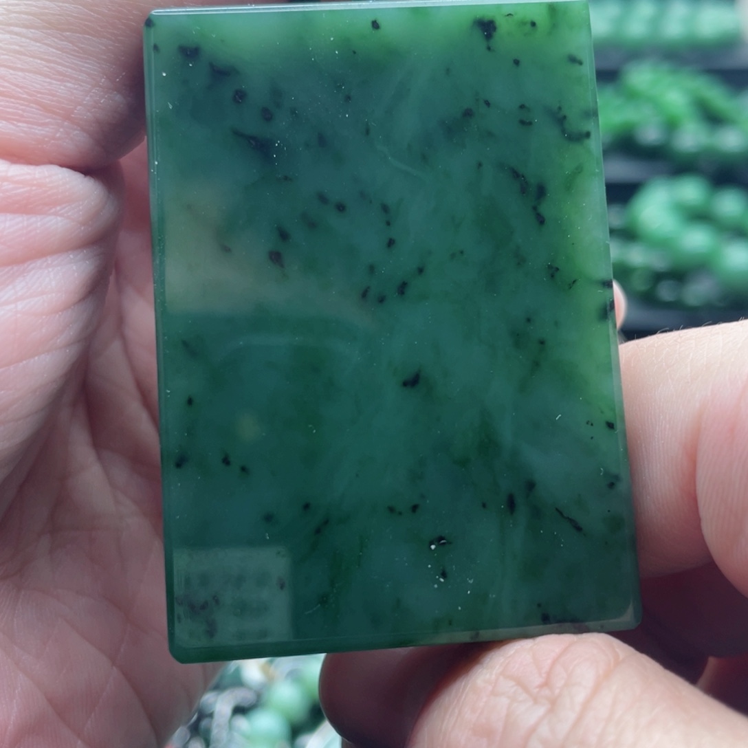 和田玉（碧玉）未镶嵌颈饰