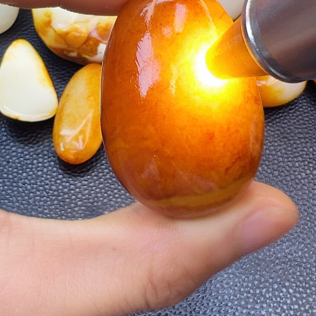 和田玉未镶嵌珠宝奇石