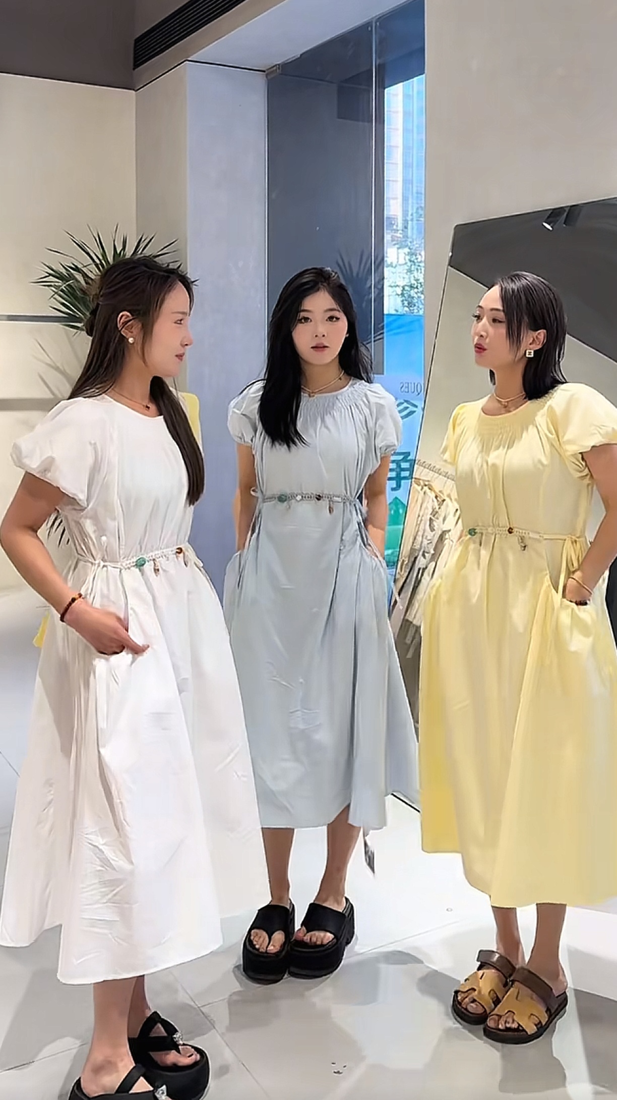 A6933刘梅家连衣裙