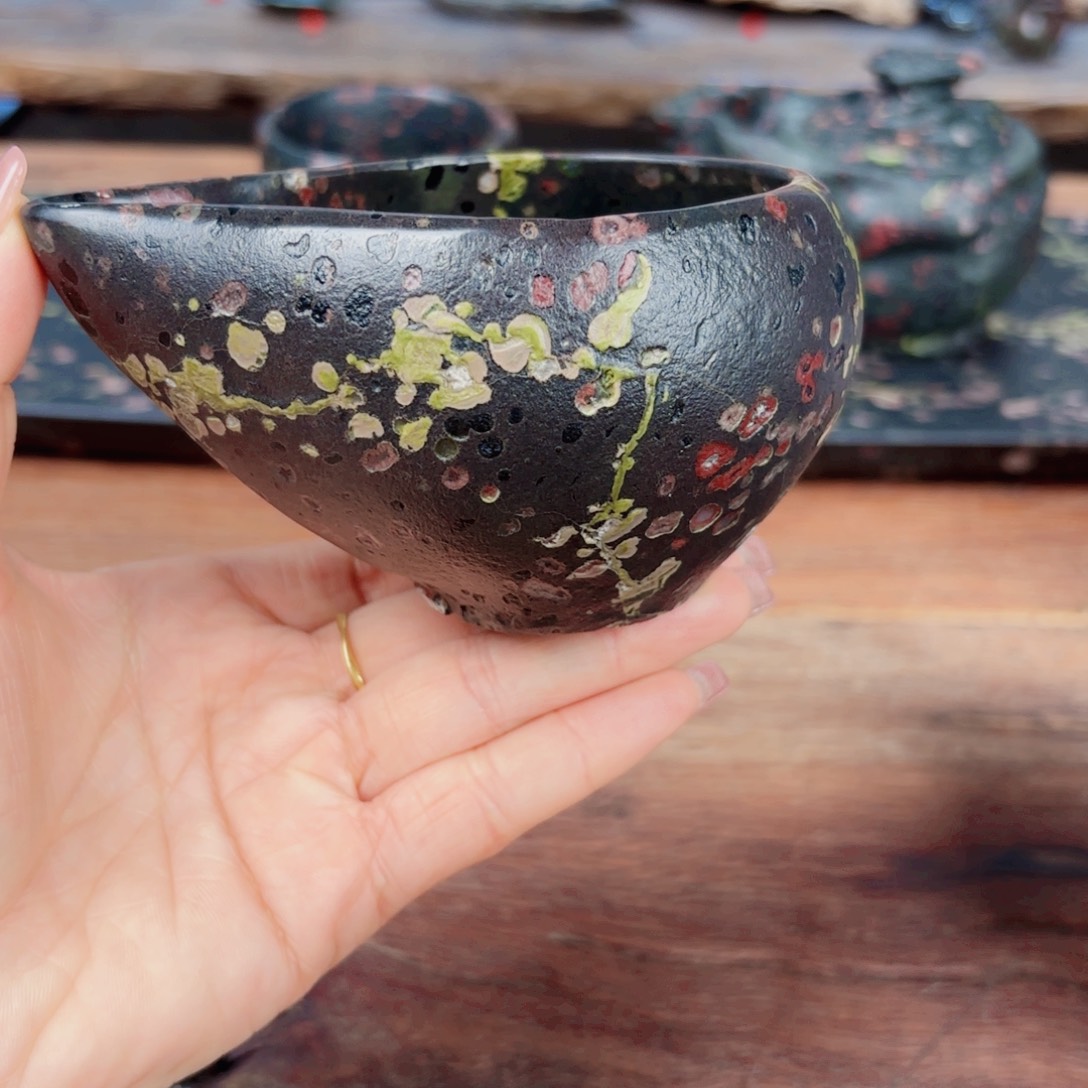 T****a康能美玉瓷安山玉