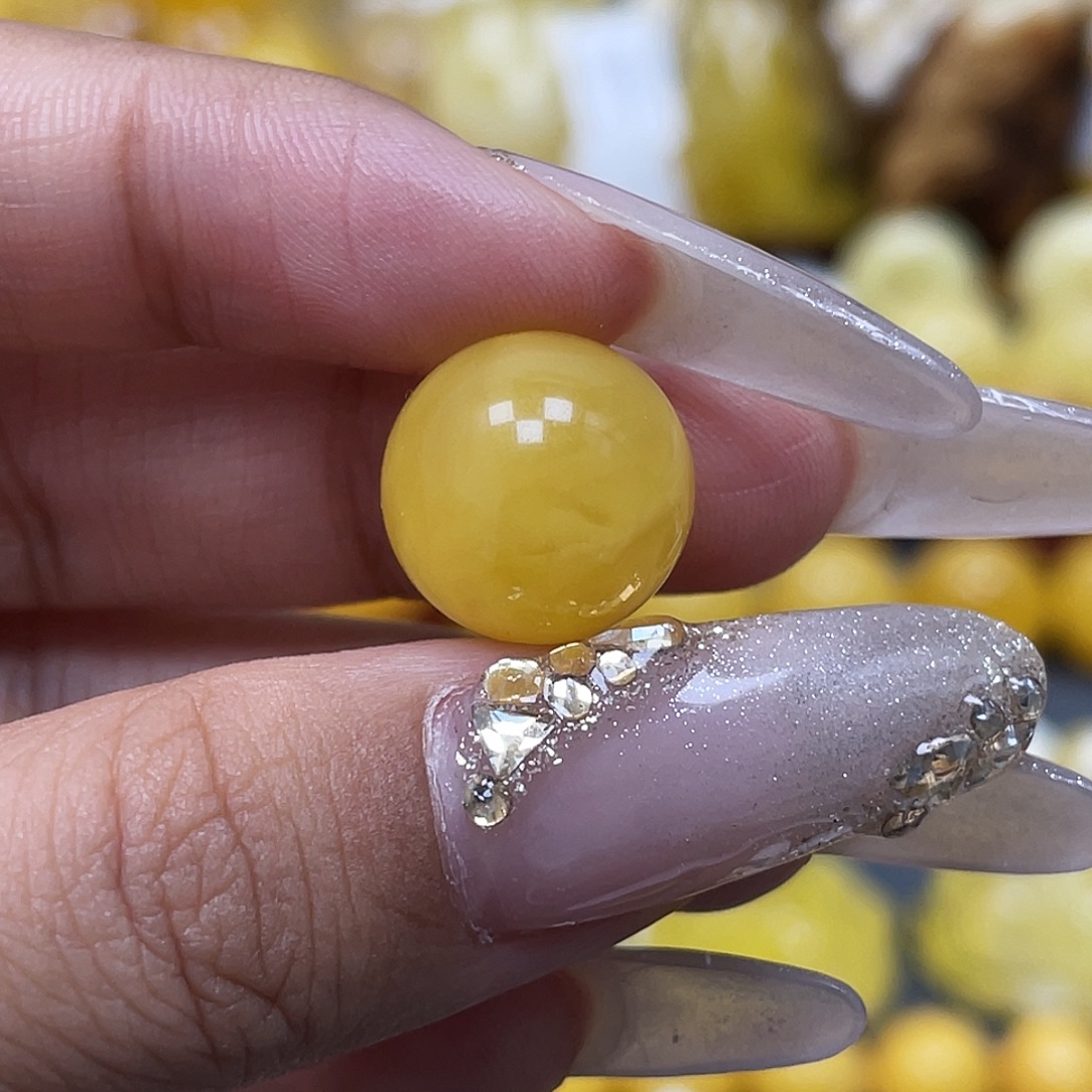 落***悔琥珀未镶嵌裸石13.0mm圆珠瑕