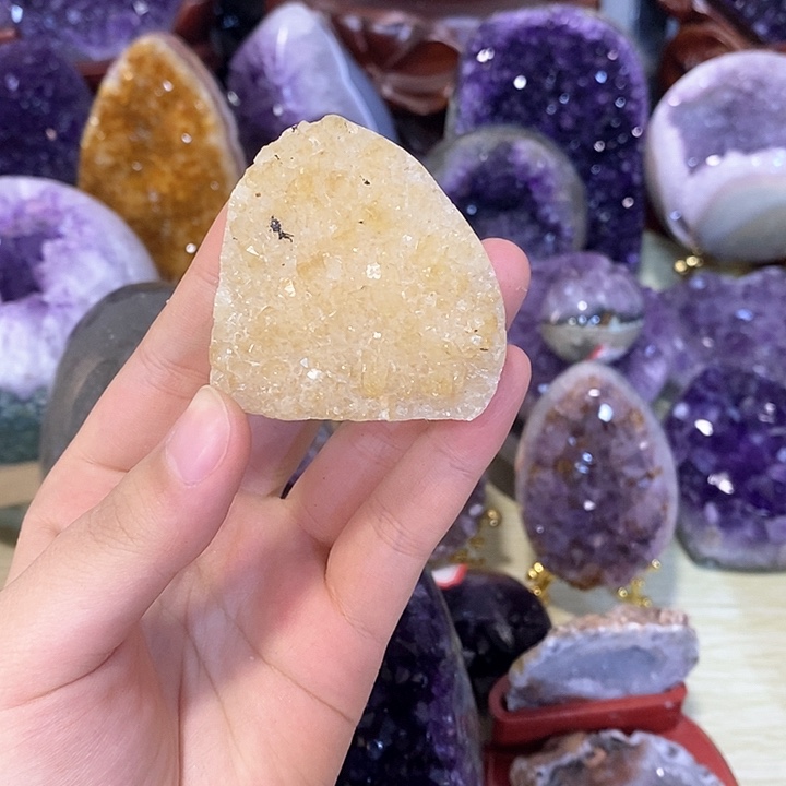 紫晶大型摆件（非配饰）未镶嵌