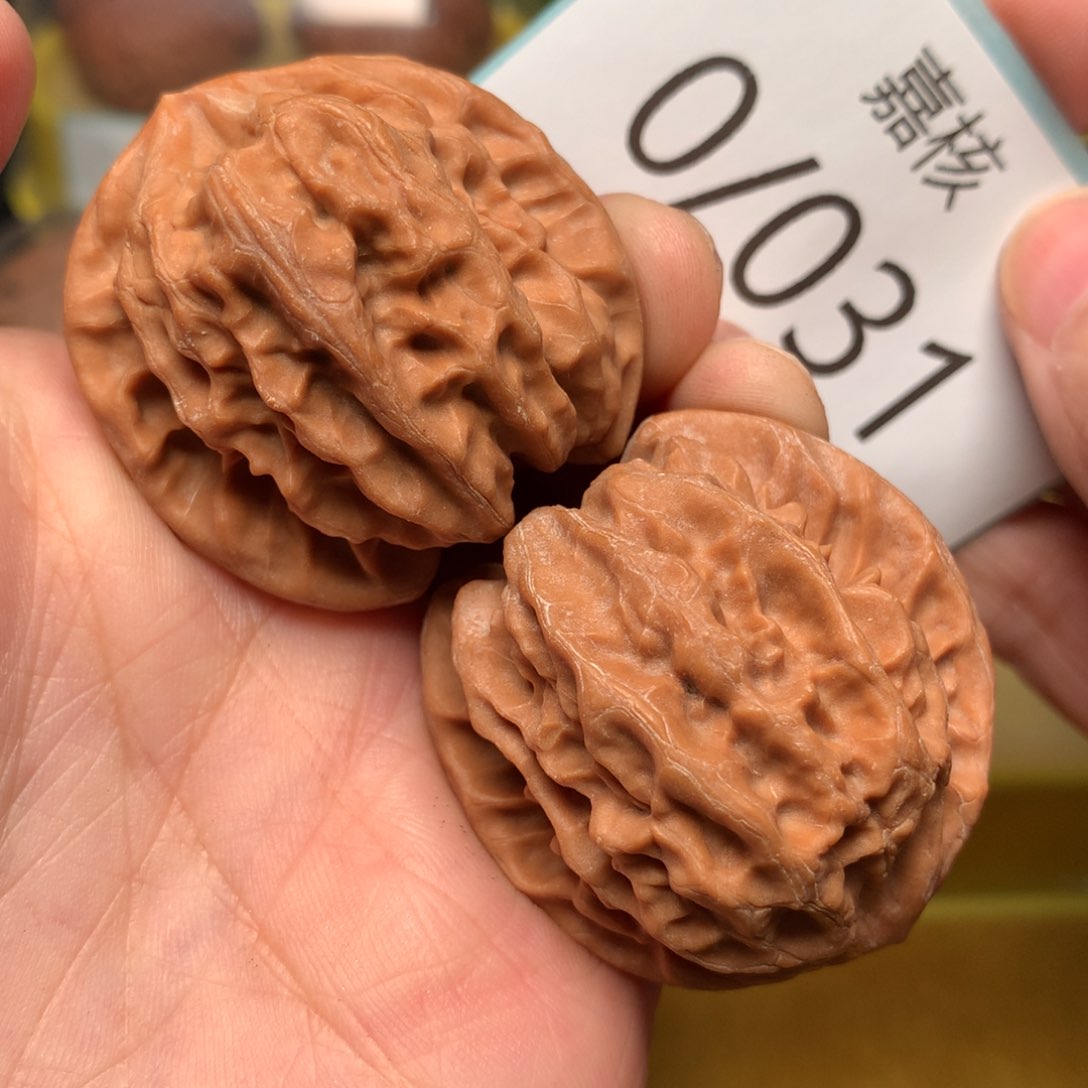 文玩核桃把件梦幻曹大龙39