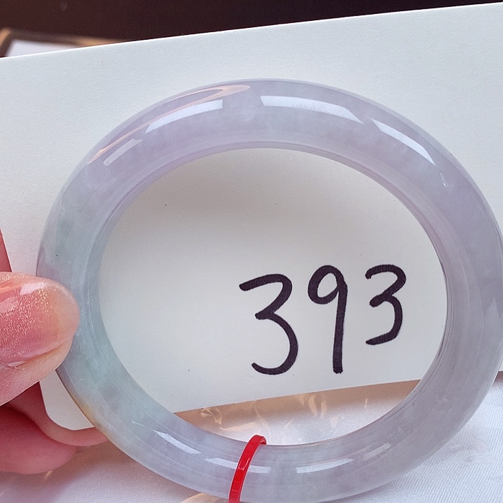 翡翠手镯未镶嵌翡翠