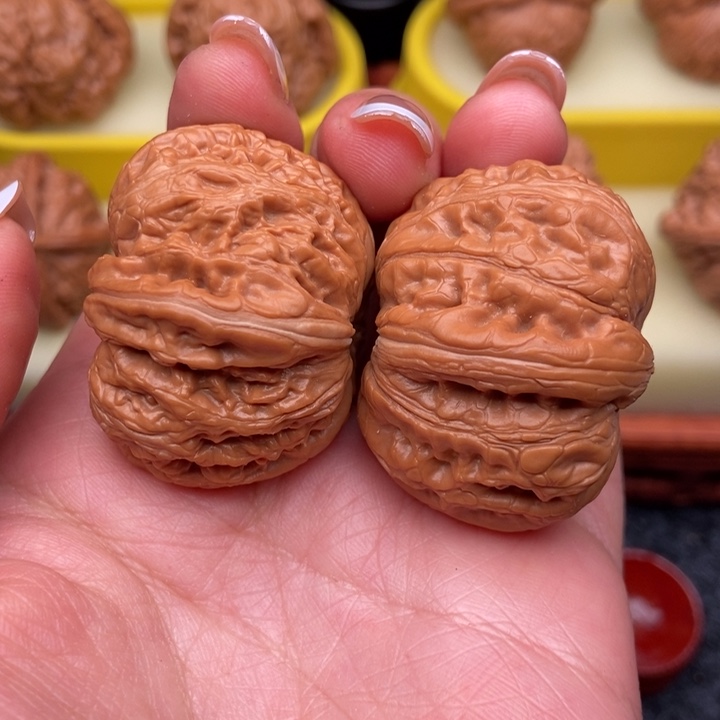 文玩核桃吊坠40精品老树元宝