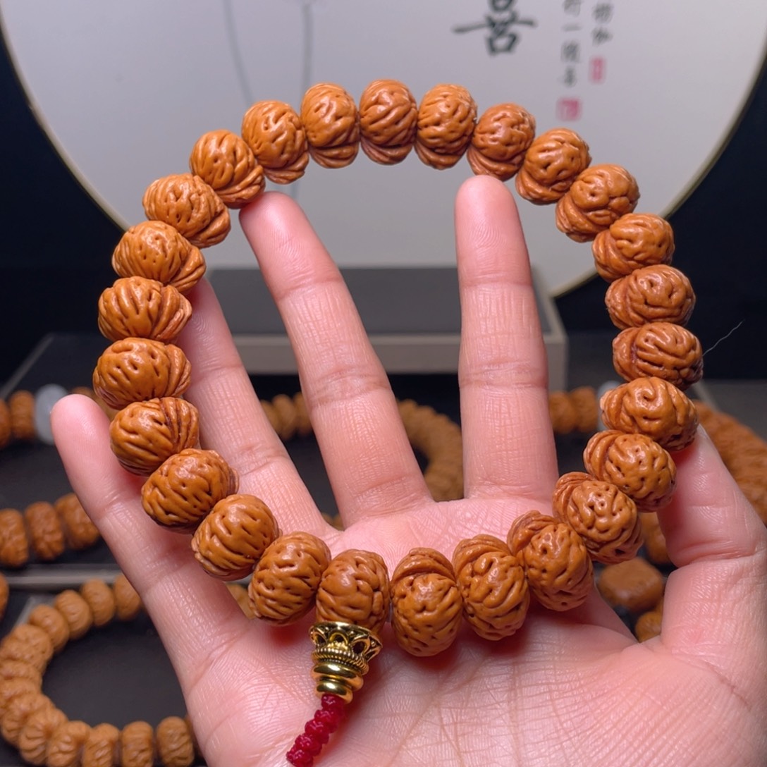 小***朋吊坠桃核17尺寸蟠桃手持