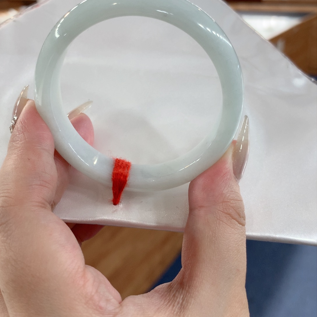 翡翠手镯未镶嵌买断