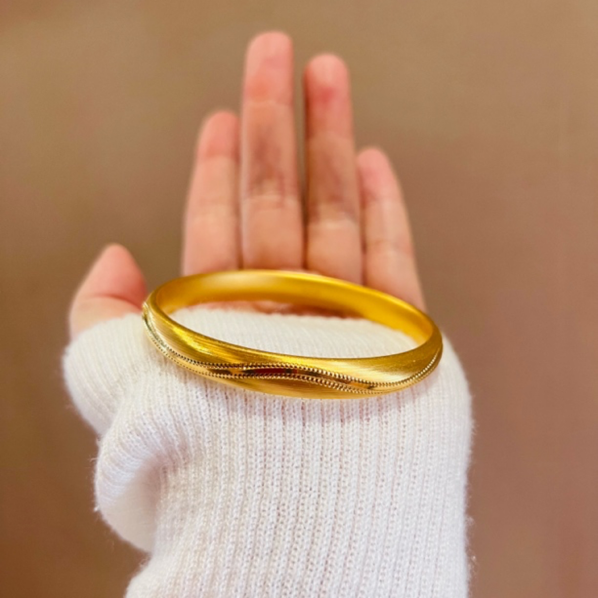 铜合金手镯 流金岁月拉丝泥鳅背水波纹闭口手镯饰品镯子高定版