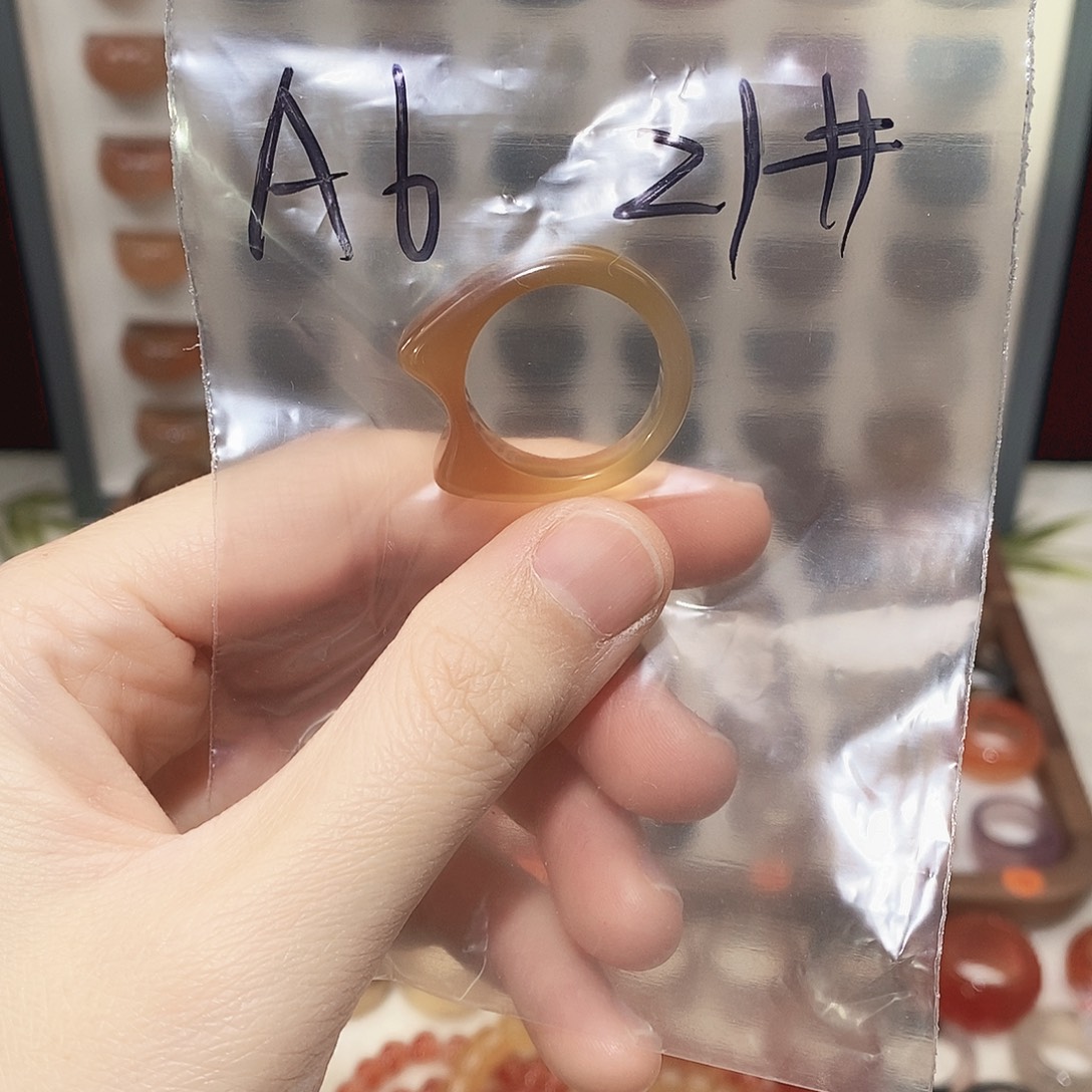 玛瑙/玉髓未镶嵌戒指港21码不退换