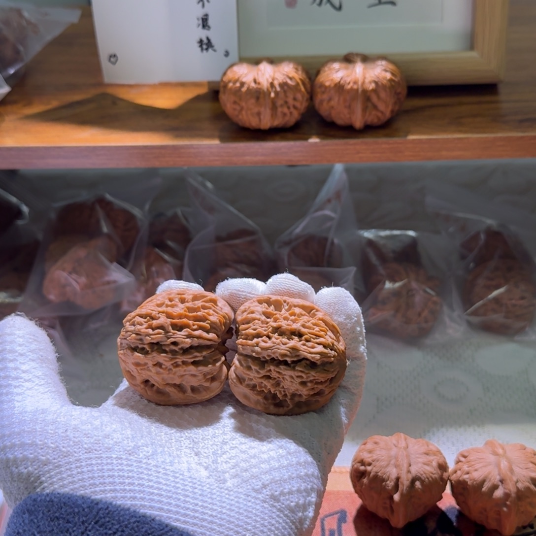 文玩核桃吊坠42团子