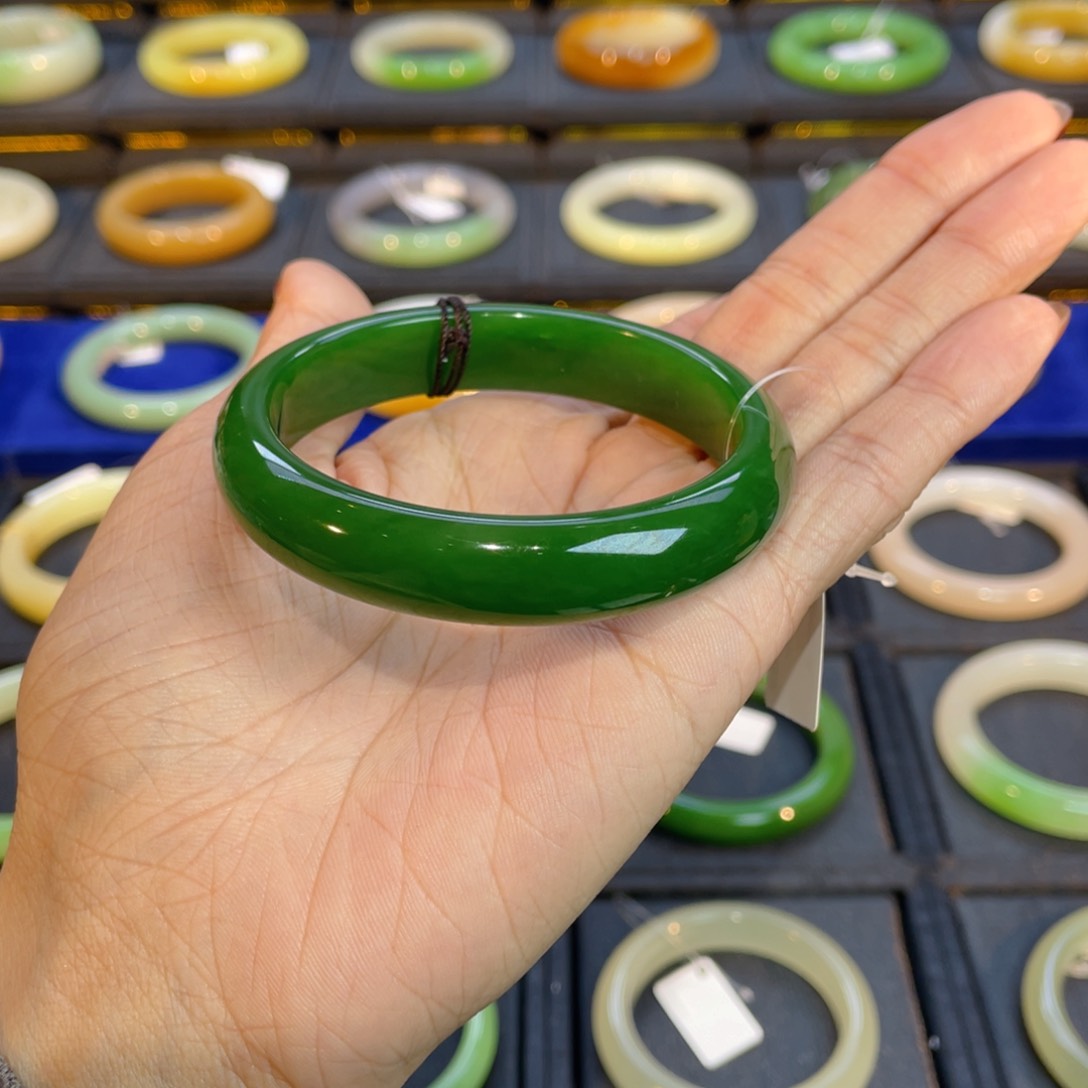 和田玉手镯未镶嵌暖*