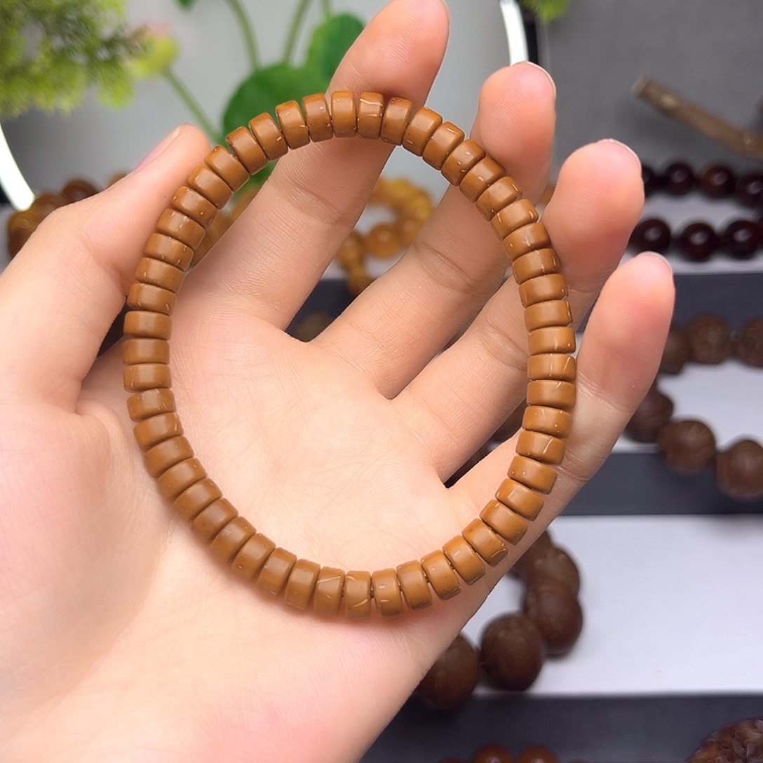 紫金鼠手串?****药片7*4