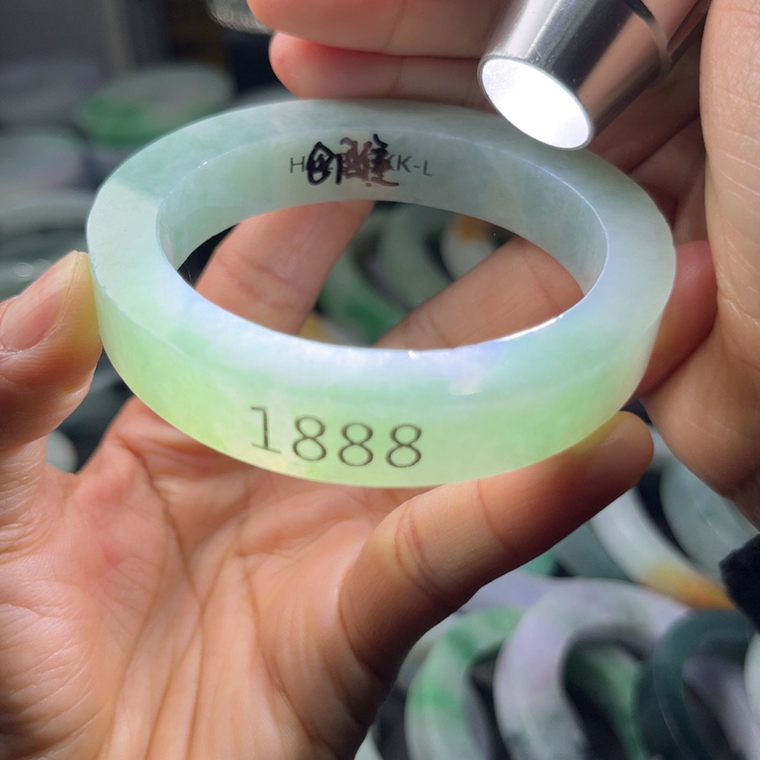 定制翡翠翡翠手镯未镶嵌