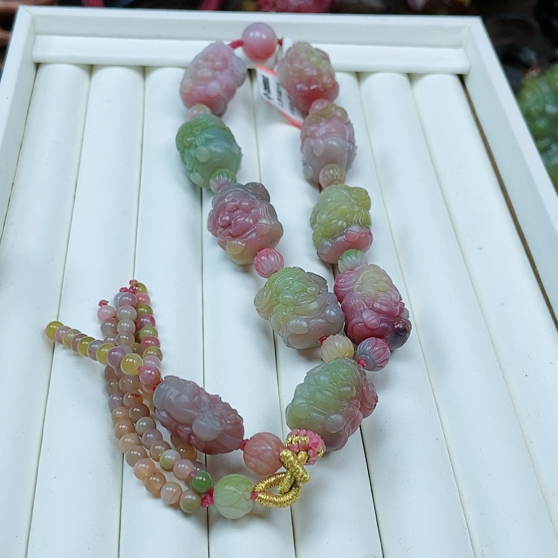 玛瑙/玉髓颈饰未镶嵌