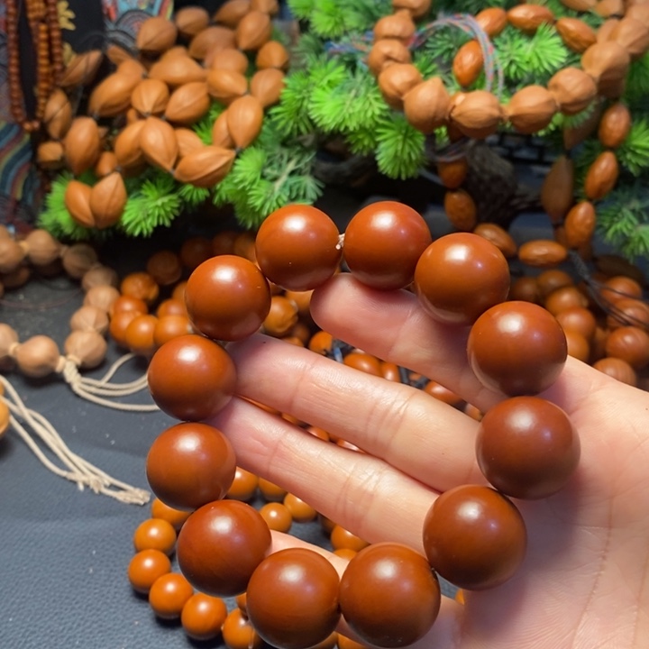 手串橄榄核1.95树王光珠