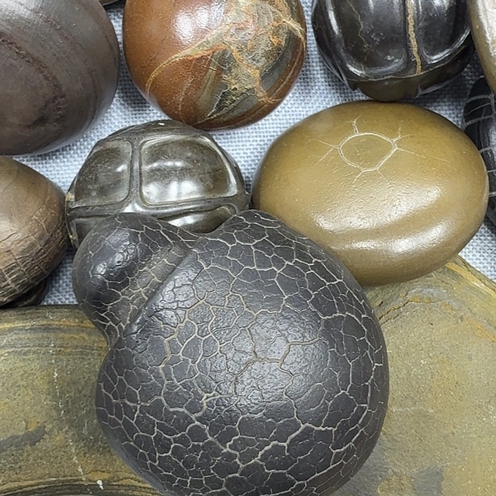 逸***吟石材龟纹石付去吧哥