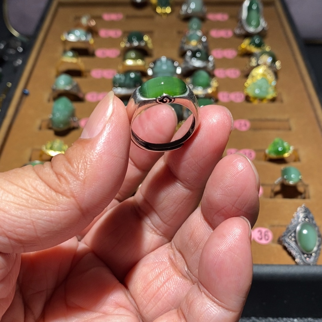 不***老和田玉（碧玉）银S925镶嵌戒指