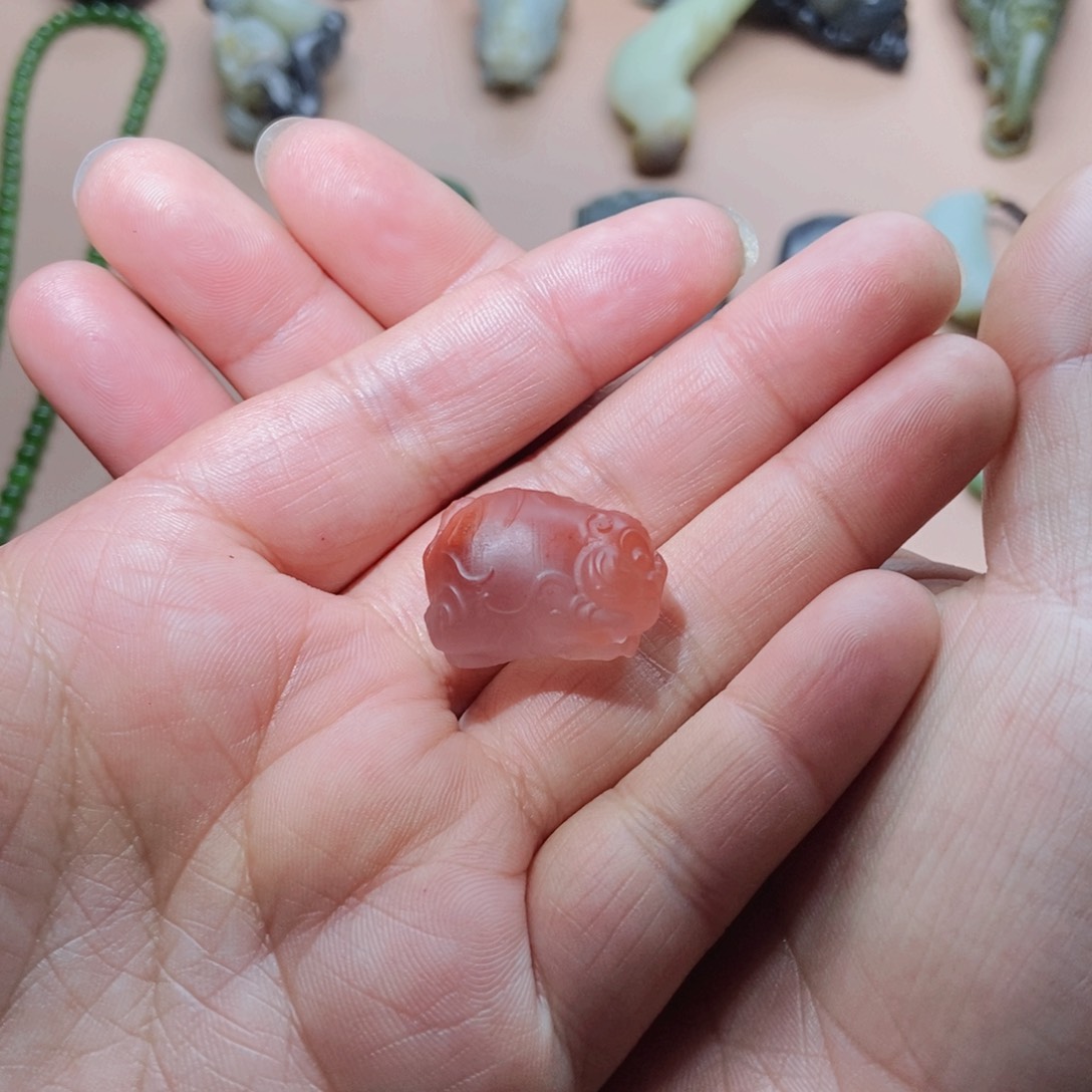 南红玛瑙颈饰未镶嵌定制