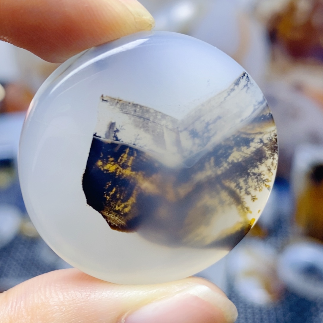 玛瑙/玉髓未镶嵌珠宝奇石