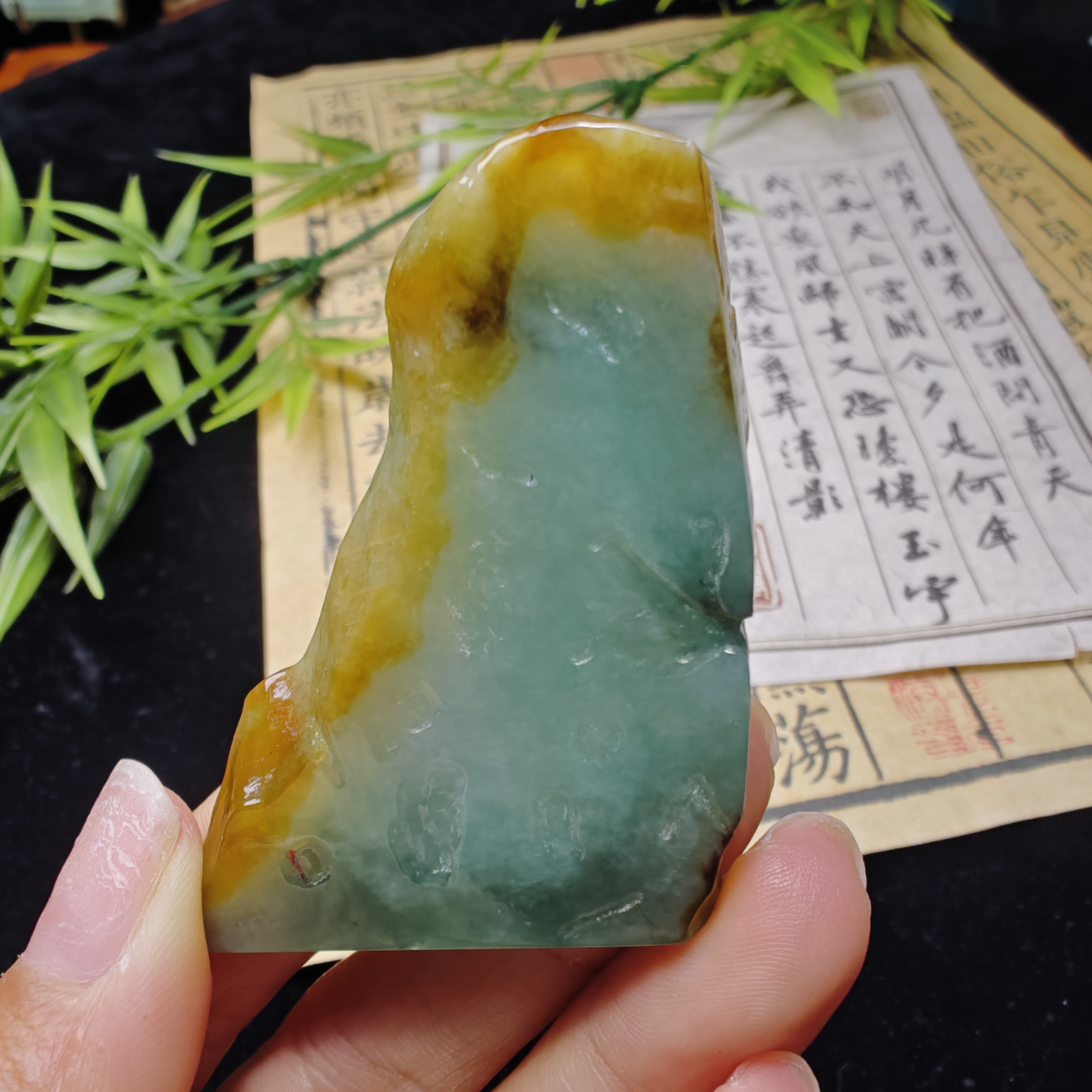 翡翠a货定制片料，单材料，可做山水，尺寸56*33*7