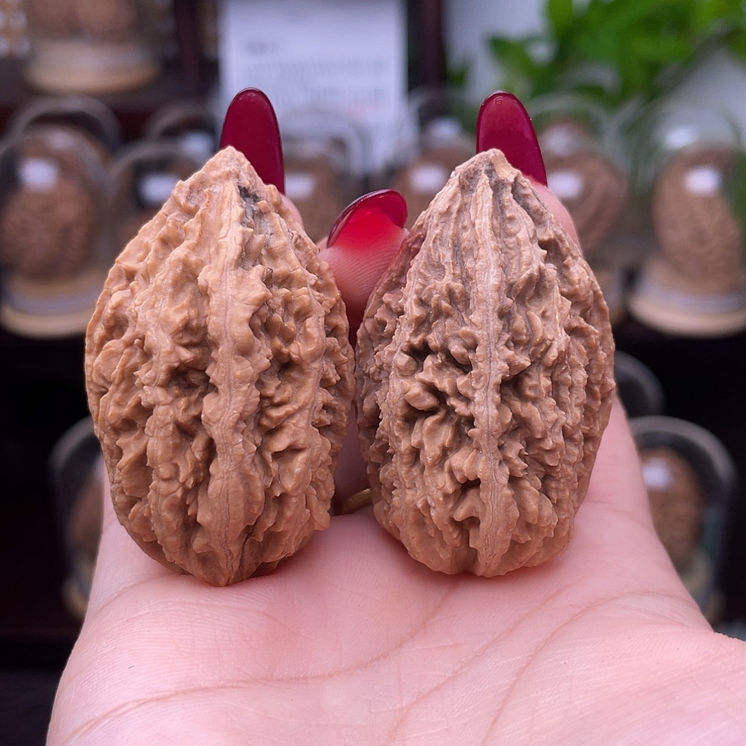 文玩核桃吊坠蚂蚁棍