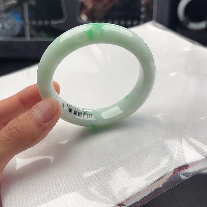 翡翠未镶嵌手镯5758 35