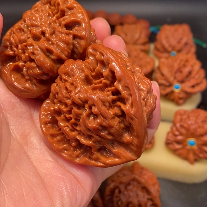 @***淋猴头核桃吊坠工艺核桃