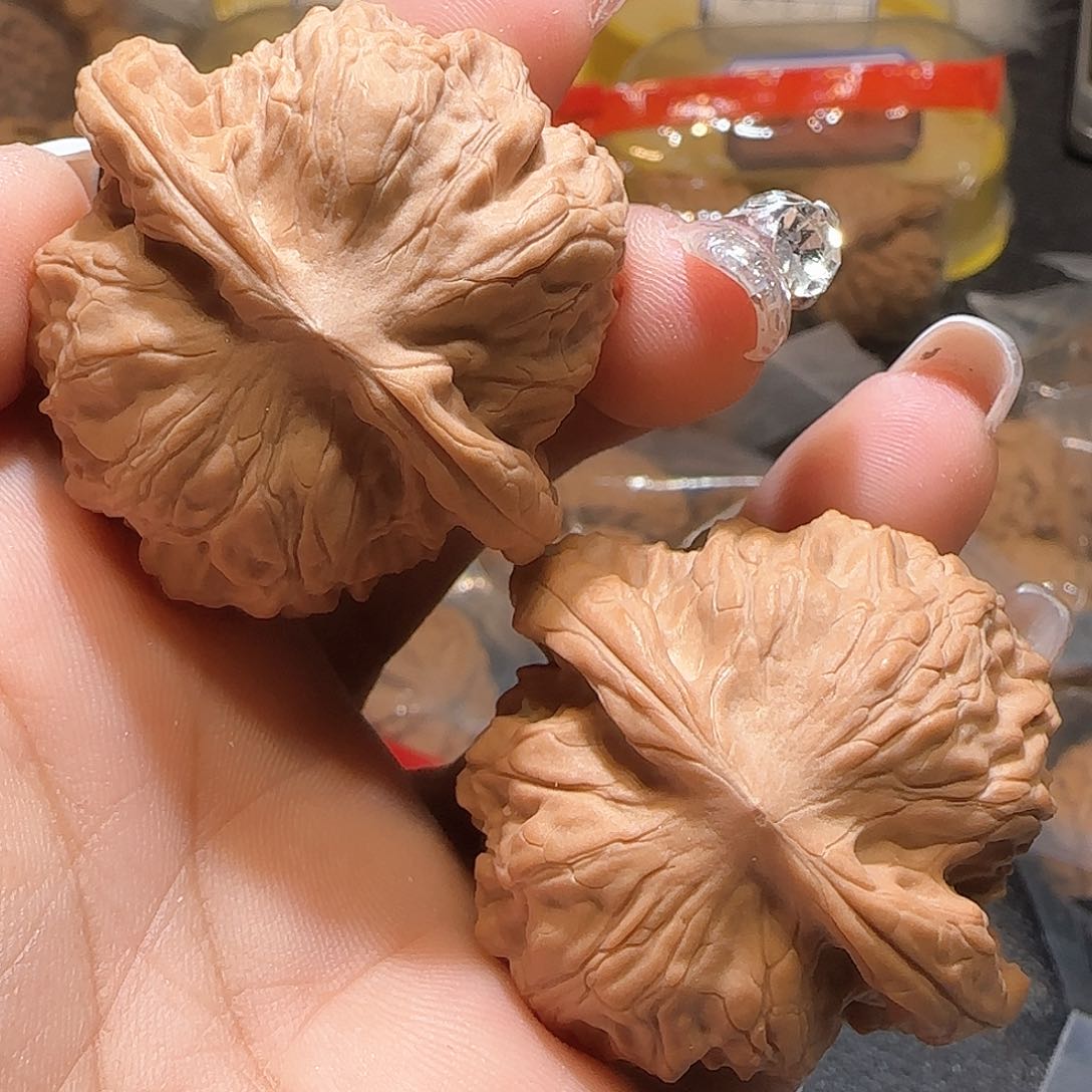 文玩核桃吊坠43➕全品野狼