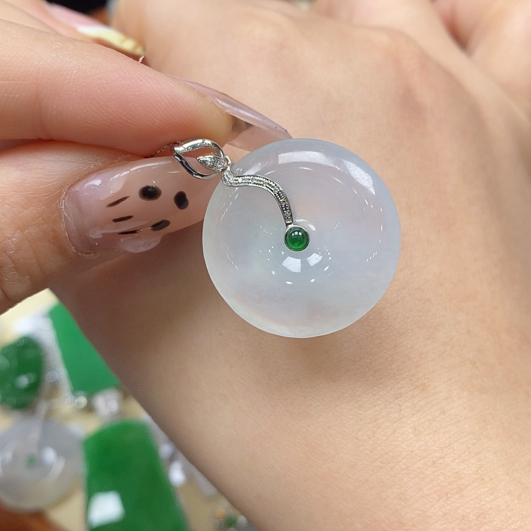 翡翠吊坠(不含链)18K金镶嵌平安扣