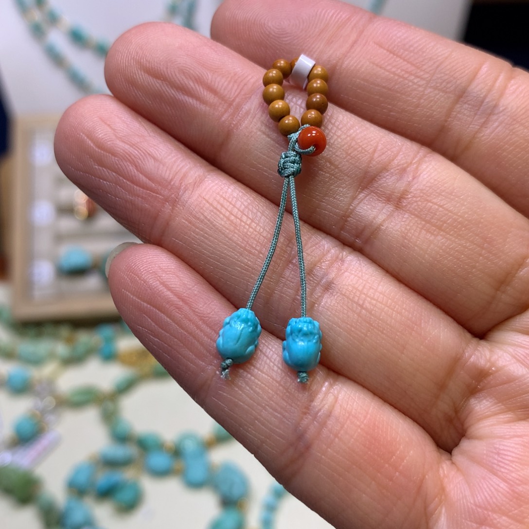 绿松石未镶嵌挂件