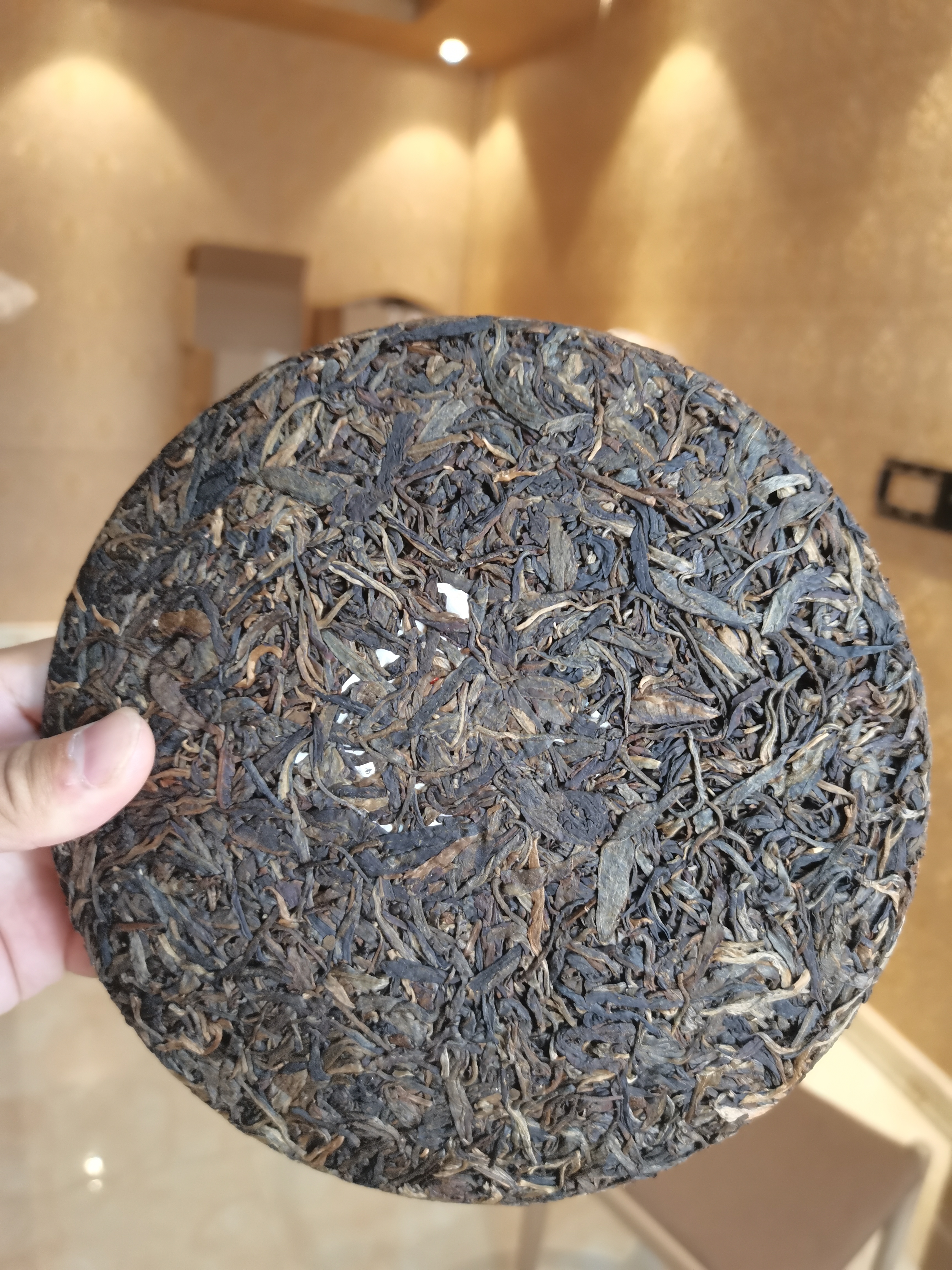 2012年小户赛红土地古树生茶357g/饼.带同款茶样