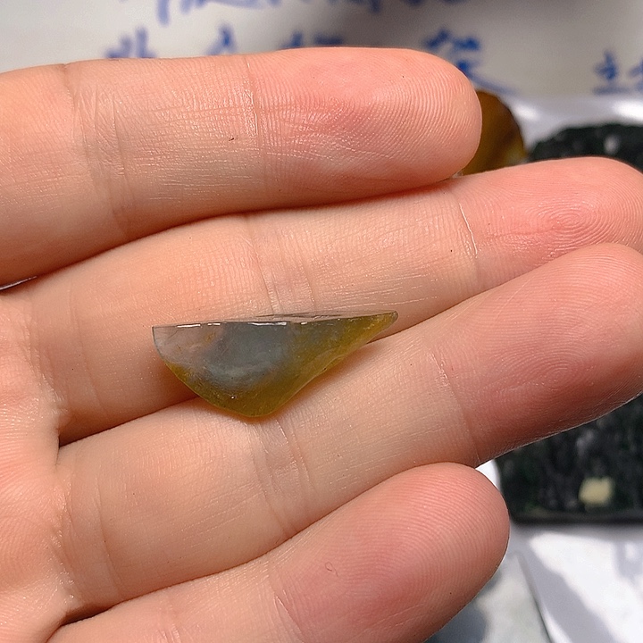 定制翡翠未镶嵌翡翠片料定制