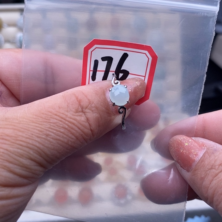未镶嵌戒指翡翠缅甸