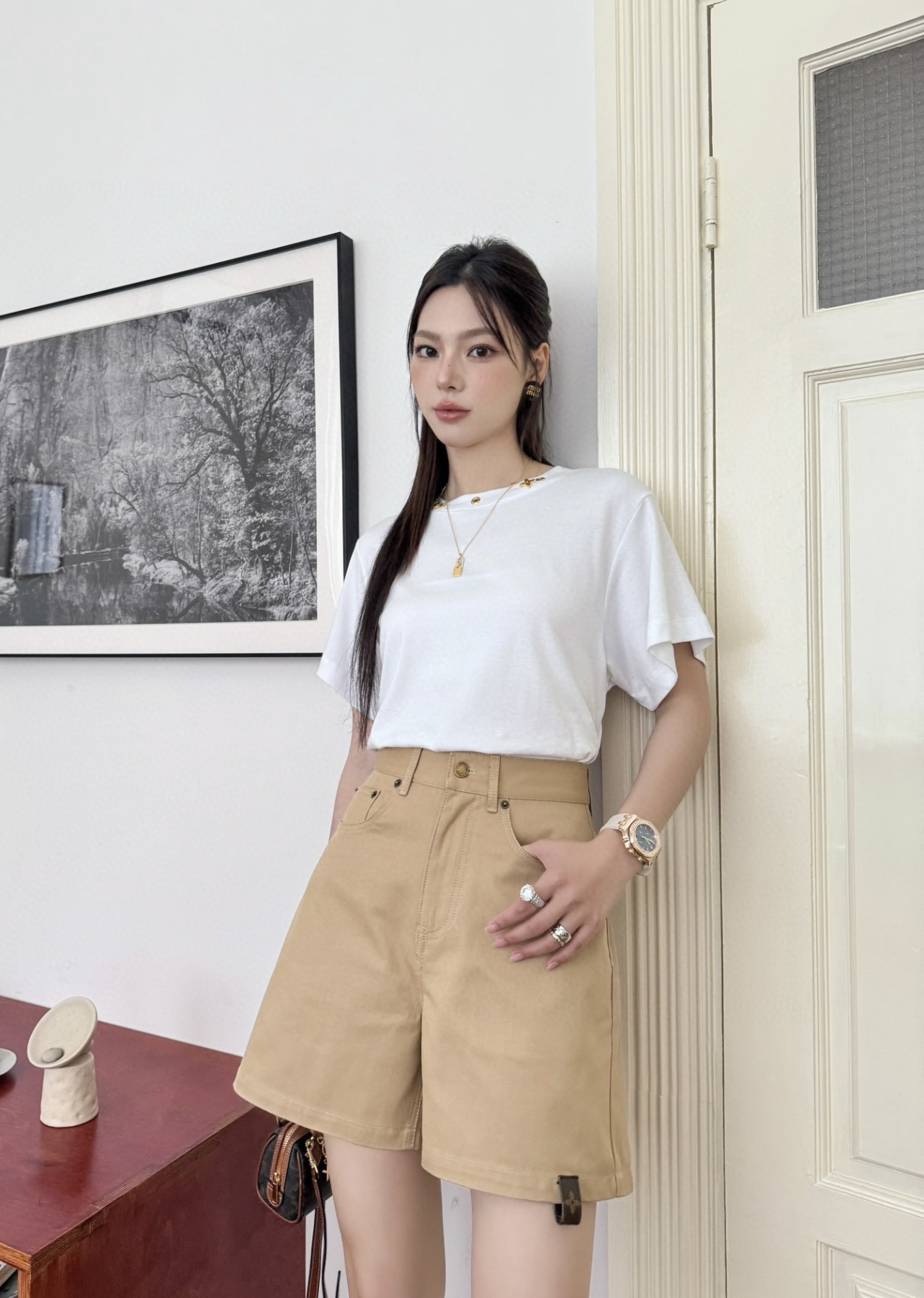 99新 LouisVuitton/路易威登 bb1356 棉 新款后背皮牌短裤 36码