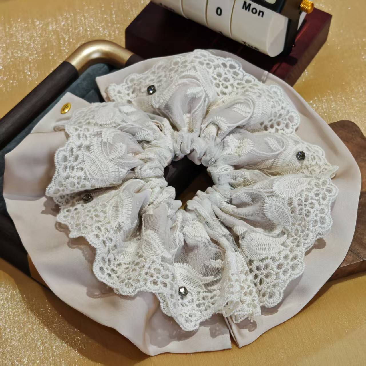 芙奈琪0005高端轻奢时尚韩版白色法发圈