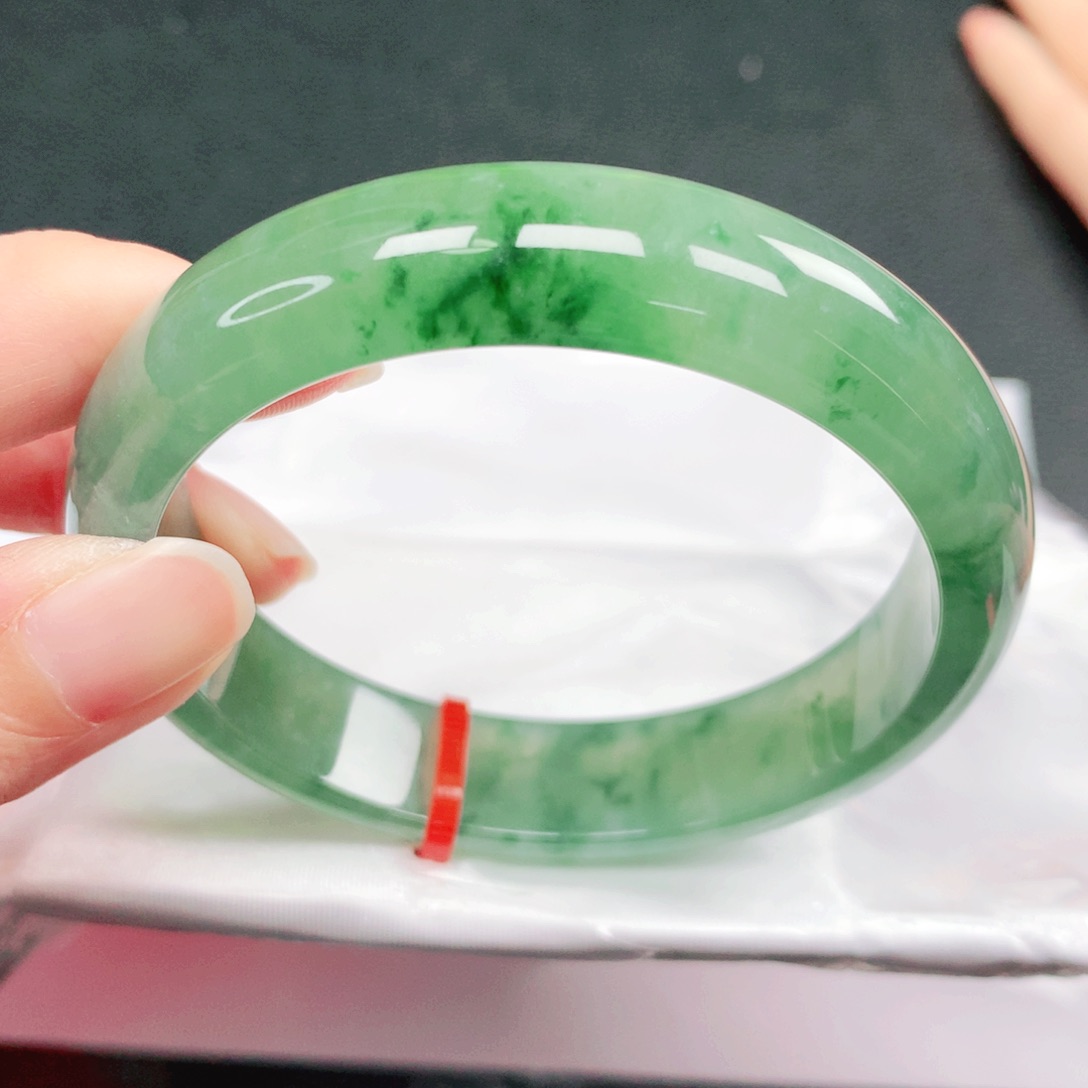 翡翠未镶嵌手镯58圈